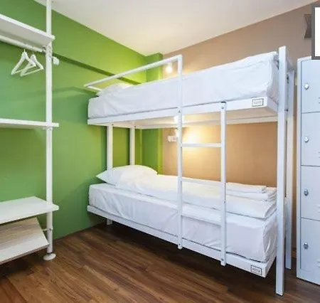 Caupo Hostel *